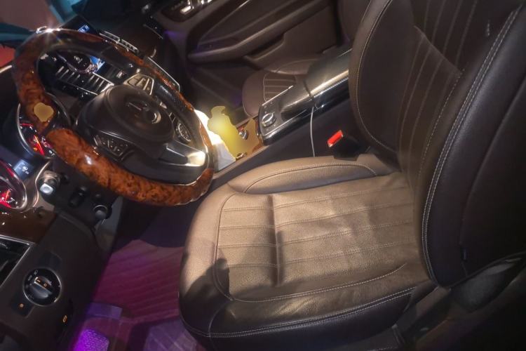 Used Mercedes-Benz CLS  Left Front Seat