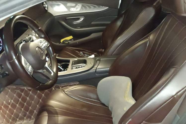 Used Mercedes-Benz CLS 2018 CLS 300 Dynamic Edition Left Front Seat