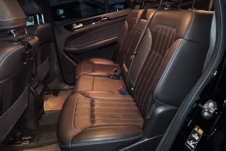 Used Mercedes-Benz CLS  Left Rear Seat
