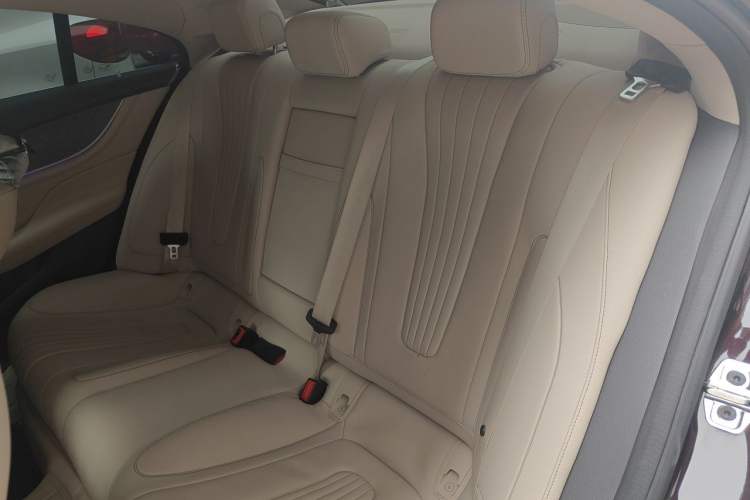 Used Mercedes-Benz CLS 2018 CLS 300 Dynamic Edition Left Rear Seat