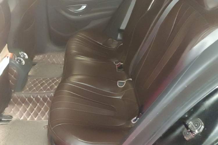Used Mercedes-Benz CLS 2018 CLS 300 Dynamic Edition Left Rear Seat