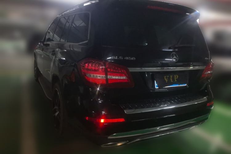 Used Mercedes-Benz CLS  Rear Left 45 Deg