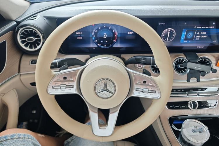 Used Mercedes-Benz CLS 2018 CLS 300 Dynamic Edition Steering Wheel
