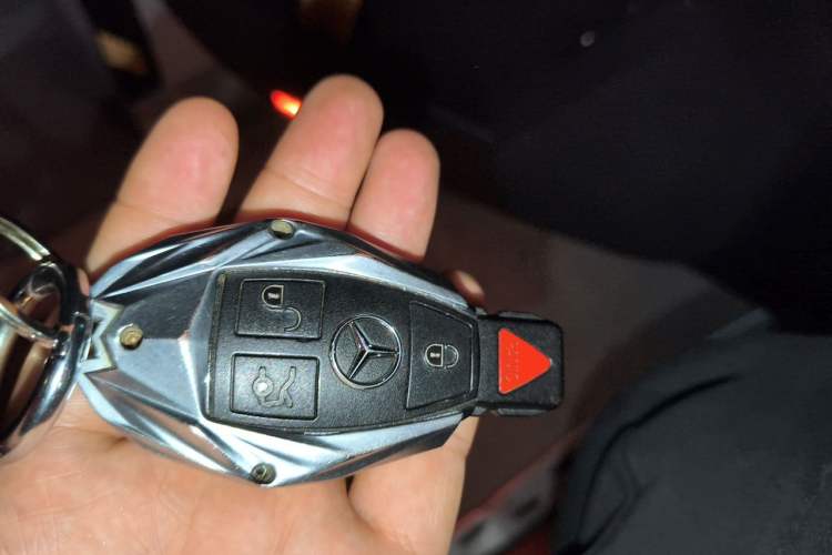 Used Mercedes-Benz CLS  Vehicle Key