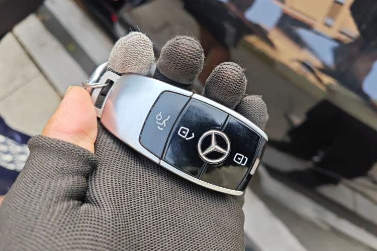 Used Mercedes-Benz CLS 2018 CLS 300 Luxury Model Vehicle Key