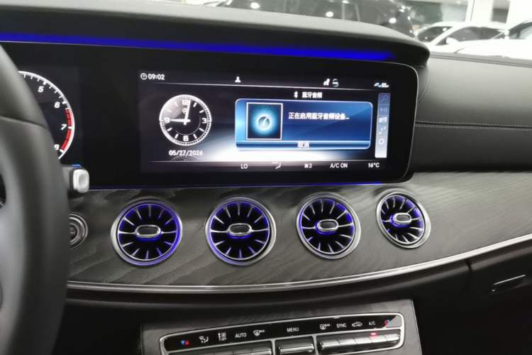 Used Mercedes-Benz CLS 2018 CLS 300 Luxury Model Audio And AC Panel