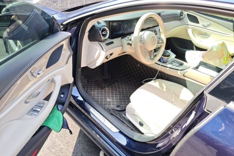 Used Mercedes-Benz CLS 2018 CLS 300 Dynamic Edition Driver Seat