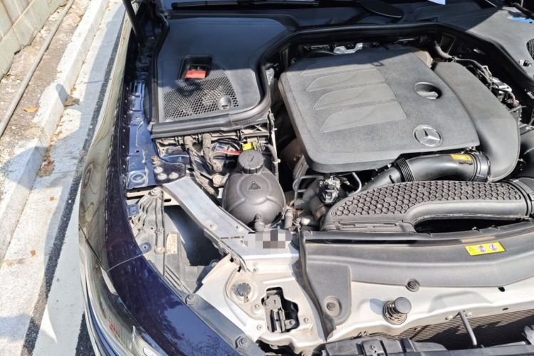 Used Mercedes-Benz CLS 2018 CLS 300 Dynamic Edition Engine Bay Right
