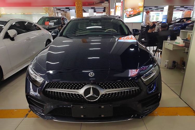 Used Mercedes-Benz CLS 2018 CLS 300 Luxury Model Exterior 1