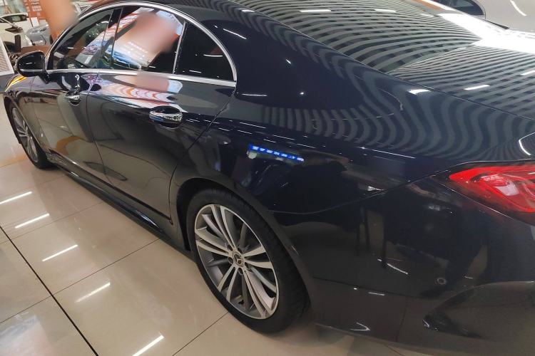 Used Mercedes-Benz CLS 2018 CLS 300 Luxury Model Exterior 3
