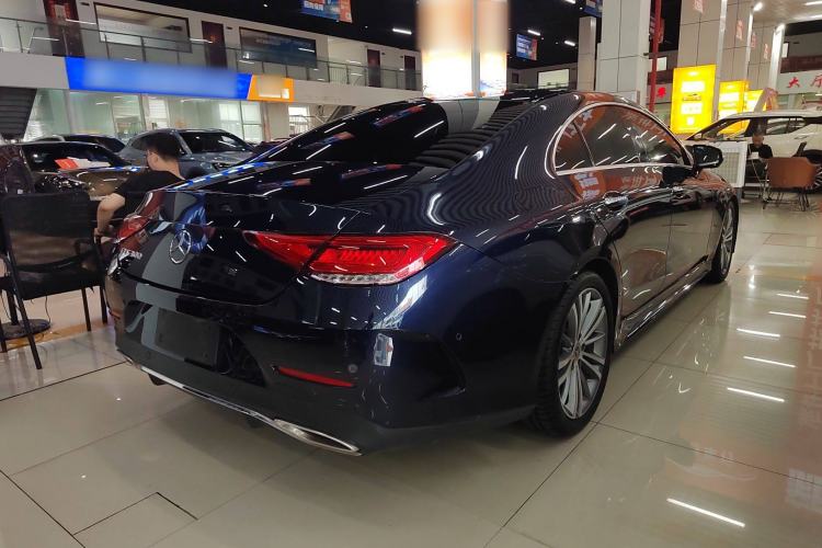 Used Mercedes-Benz CLS 2018 CLS 300 Luxury Model Exterior 5
