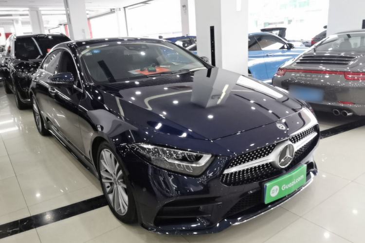 Used Mercedes-Benz CLS 2018 CLS 300 Luxury Model Front Right 45 Deg