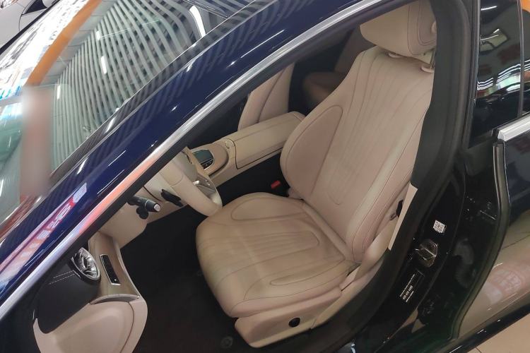 Used Mercedes-Benz CLS 2018 CLS 300 Luxury Model Left Front Seat