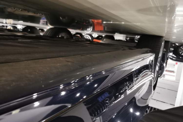Used Mercedes-Benz CLS 2018 CLS 300 Luxury Model Right Side Sill