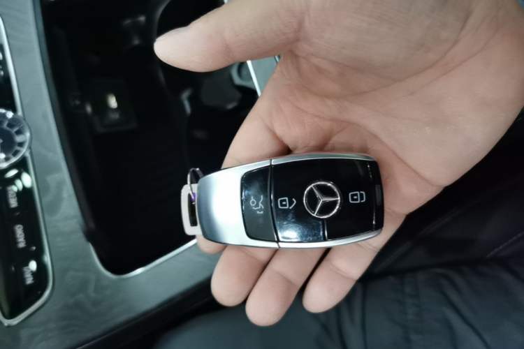 Used Mercedes-Benz CLS 2018 CLS 300 Luxury Model Vehicle Key