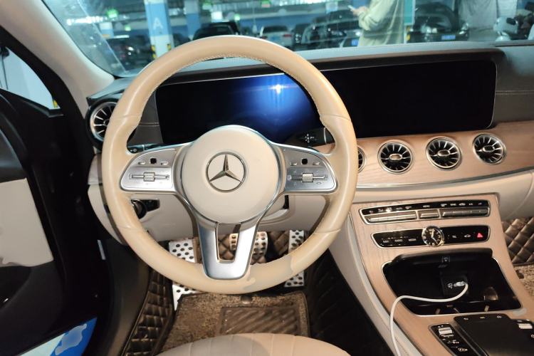 Used Mercedes-Benz CLS 2018 CLS 350 4MATIC Steering Wheel