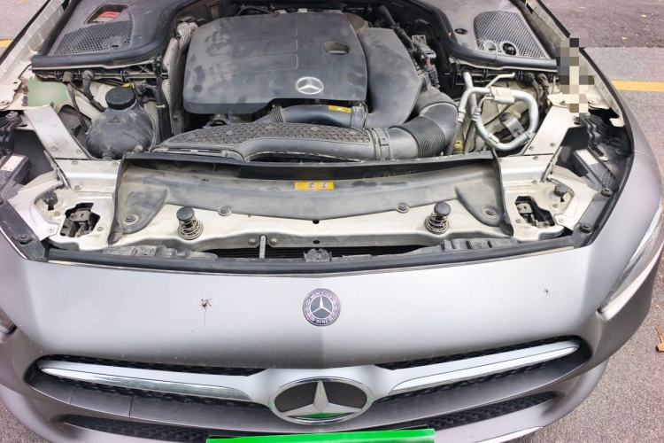 Used Mercedes-Benz CLS 2018 CLS 300 Dynamic Edition Engine Bay