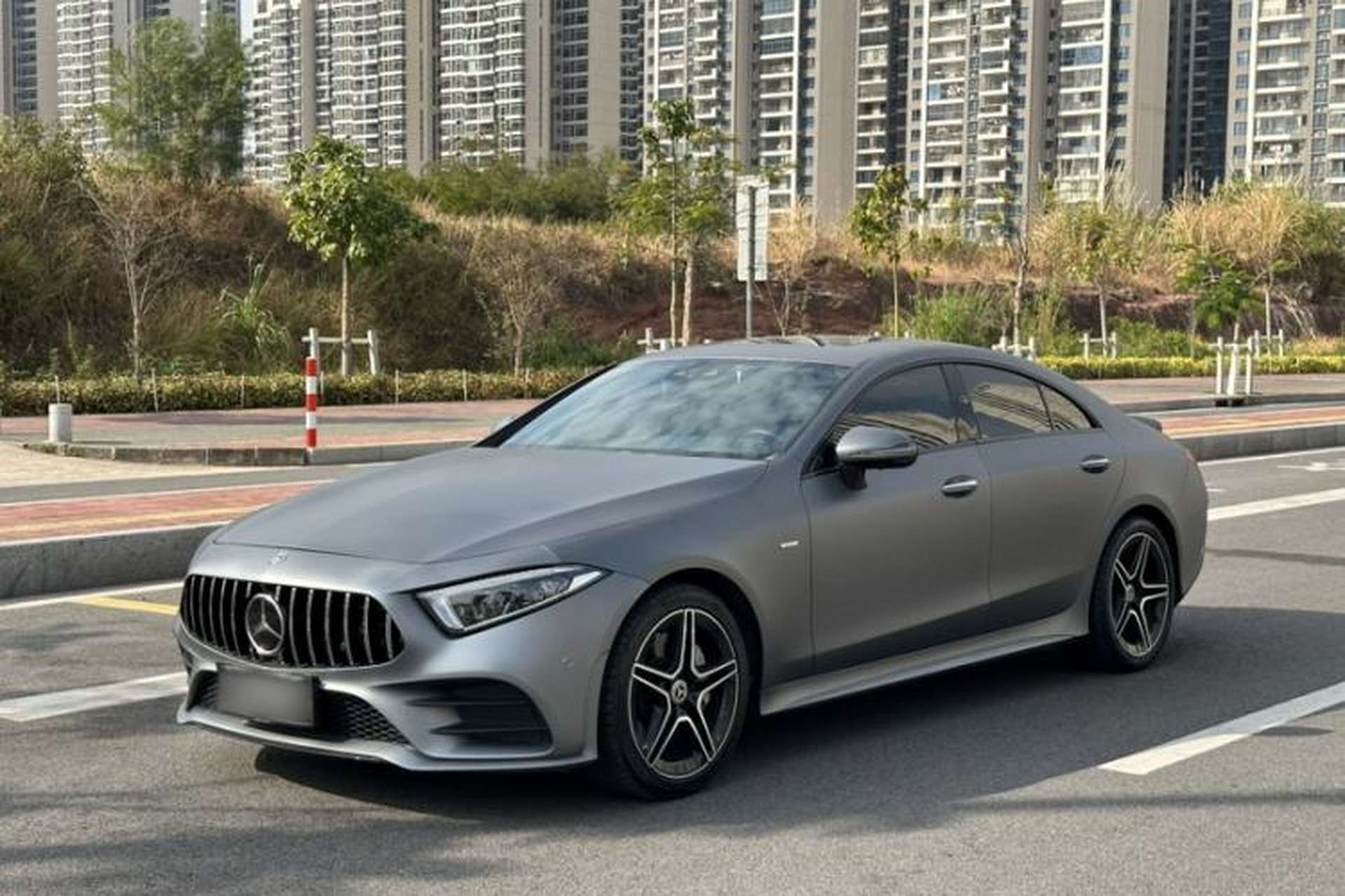 Used Mercedes-Benz CLS 2018 CLS 350 4MATIC Avantgarde Special Edition Front Left 45 Deg
