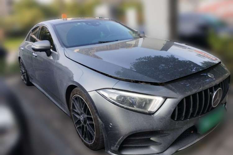 Used Mercedes-Benz CLS 2018 CLS 350 4MATIC Front Right 45 Deg