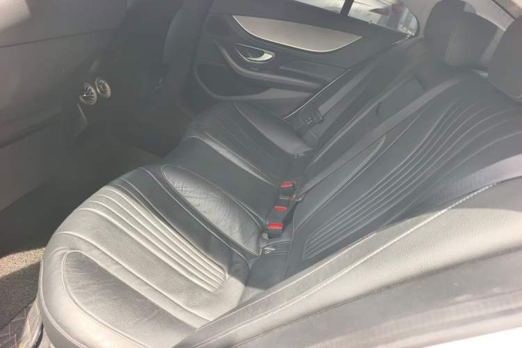 Used Mercedes-Benz CLS 2018 CLS 300 Dynamic Edition Left Rear Seat