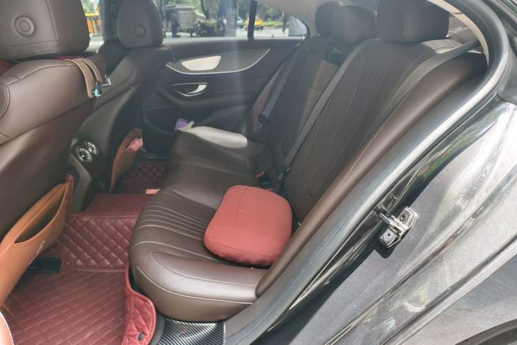Used Mercedes-Benz CLS 2018 CLS 350 4MATIC Left Rear Seat