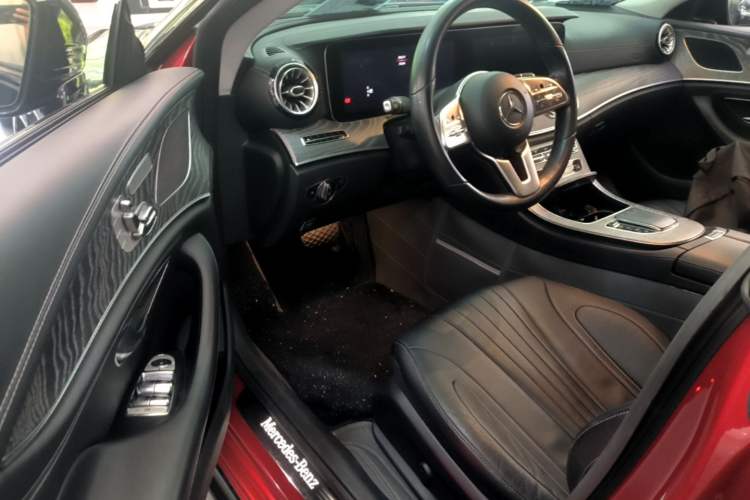 Used Mercedes-Benz CLS 2018 CLS 300 Dynamic Edition Driver Seat