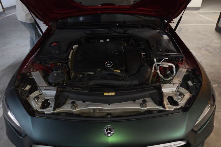 Used Mercedes-Benz CLS 2018 CLS 300 Dynamic Edition Engine Bay