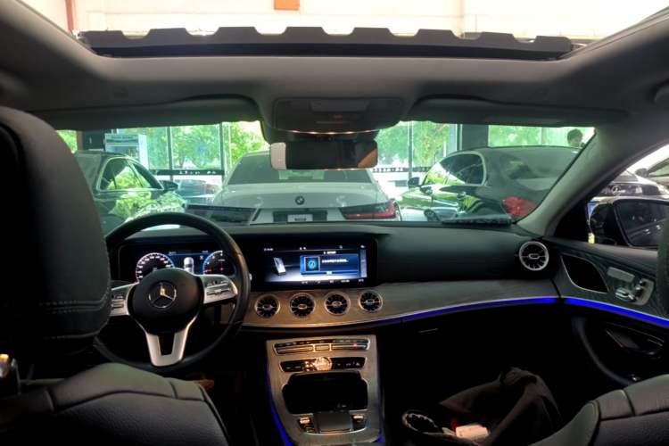 Used Mercedes-Benz CLS 2018 CLS 300 Dynamic Edition Headliner
