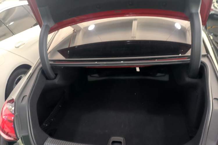 Used Mercedes-Benz CLS 2018 CLS 300 Dynamic Edition Trunk