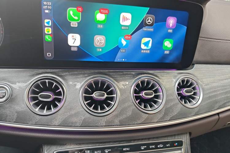 Used Mercedes-Benz CLS 2018 CLS 300 Dynamic Edition Audio And AC Panel
