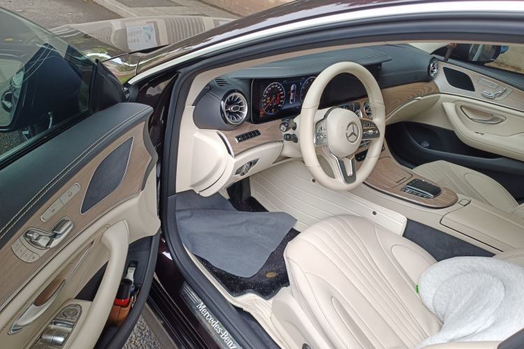 Used Mercedes-Benz CLS 2018 CLS 300 Dynamic Edition Driver Seat
