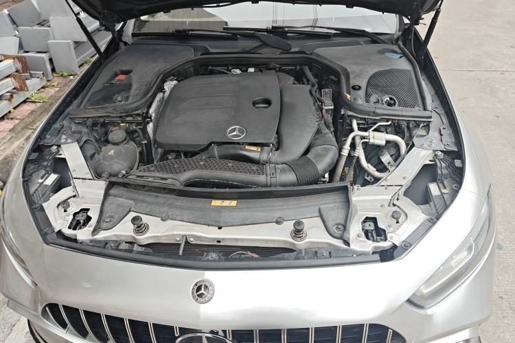 Used Mercedes-Benz CLS 2018 CLS 300 Dynamic Edition Engine Bay