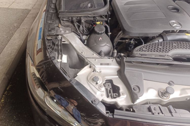 Used Mercedes-Benz CLS 2018 CLS 300 Dynamic Edition Engine Bay Right