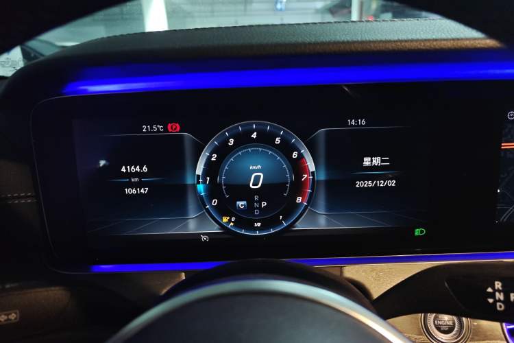 Used Mercedes-Benz CLS 2018 CLS 300 Luxury Model Instrument Cluster