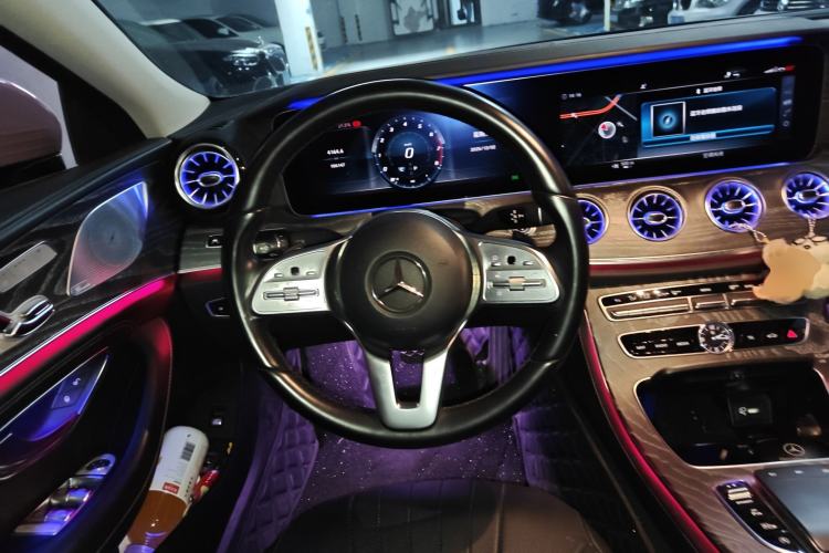 Used Mercedes-Benz CLS 2018 CLS 300 Luxury Model Steering Wheel