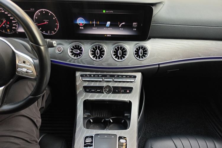Used Mercedes-Benz CLS 2018 CLS 300 Dynamic Edition Audio And AC Panel