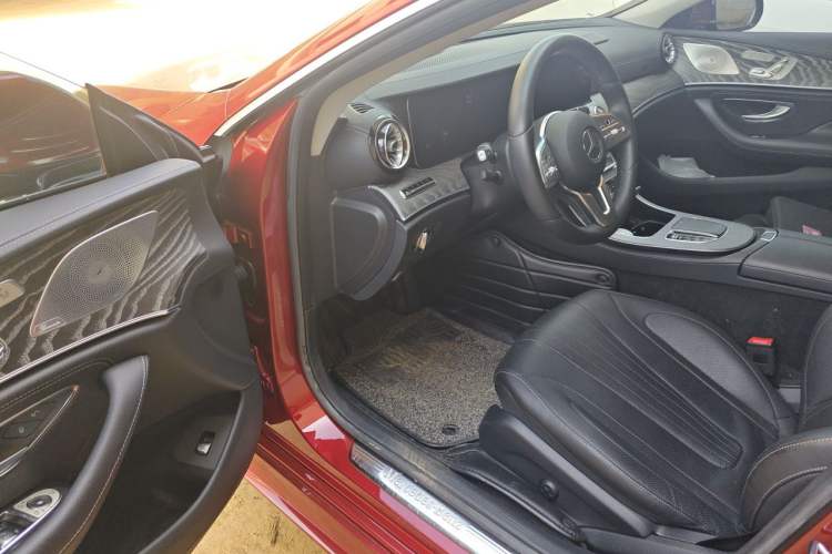 Used Mercedes-Benz CLS 2018 CLS 350 4MATIC Driver Seat
