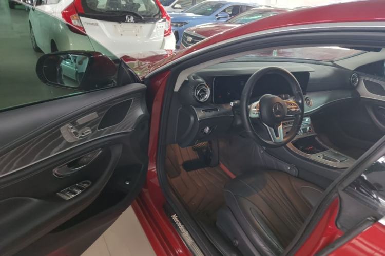 Used Mercedes-Benz CLS 2018 CLS 300 Dynamic Edition Driver Seat