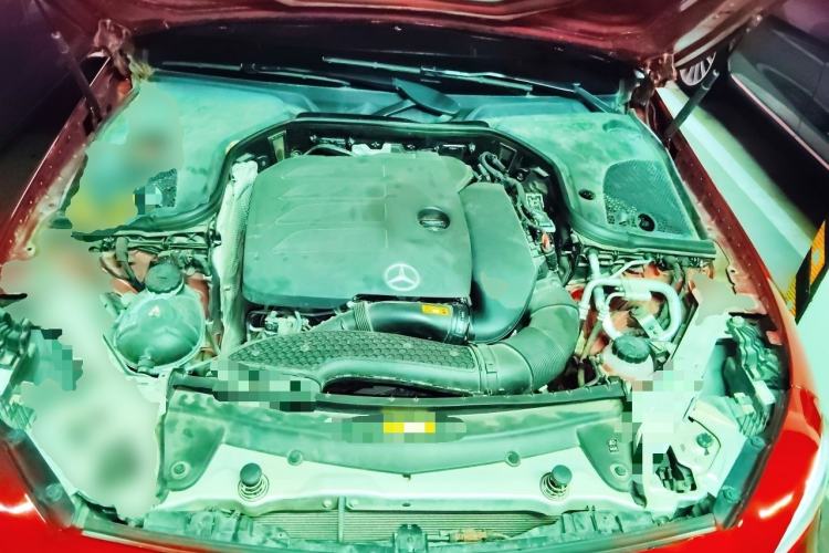 Used Mercedes-Benz CLS 2018 CLS 350 4MATIC Engine Bay