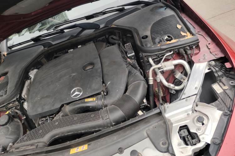 Used Mercedes-Benz CLS 2018 CLS 300 Dynamic Edition Engine Bay Left