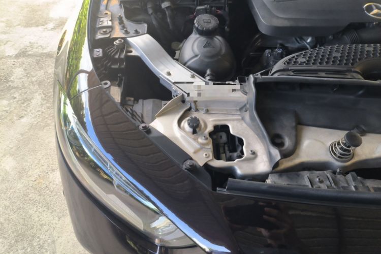 Used Mercedes-Benz CLS 2018 CLS 350 4MATIC Engine Bay Right
