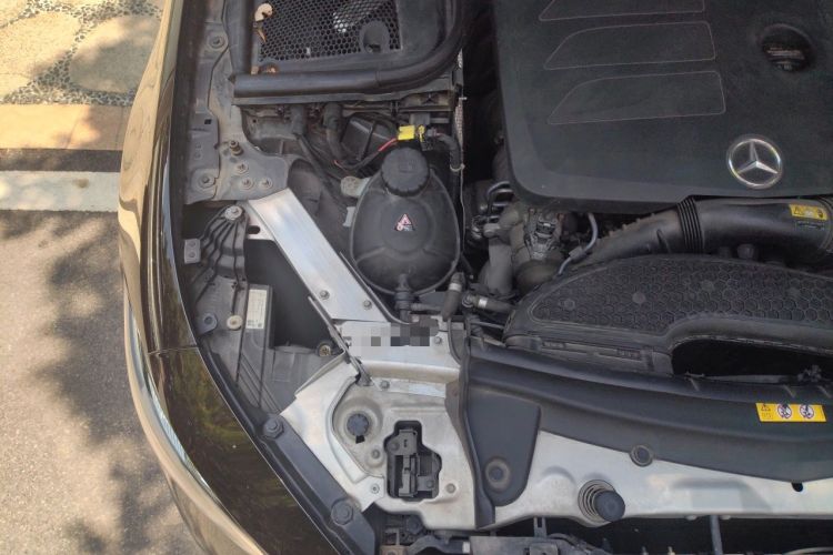 Used Mercedes-Benz CLS 2018 CLS 300 Dynamic Edition Engine Bay Right