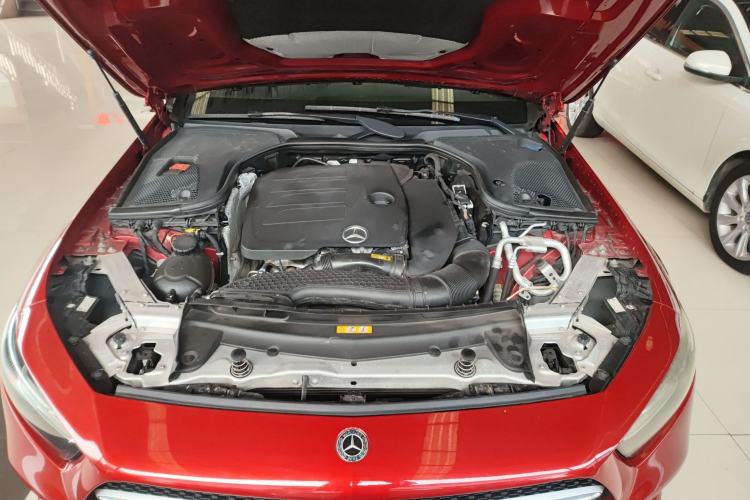 Used Mercedes-Benz CLS 2018 CLS 300 Dynamic Edition Engine Bay