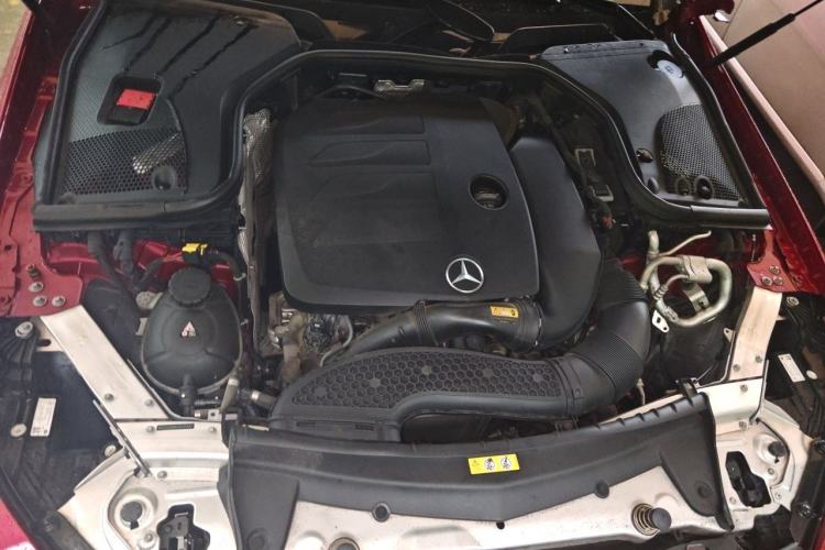Used Mercedes-Benz CLS 2018 CLS 300 Luxury Model Engine Bay
