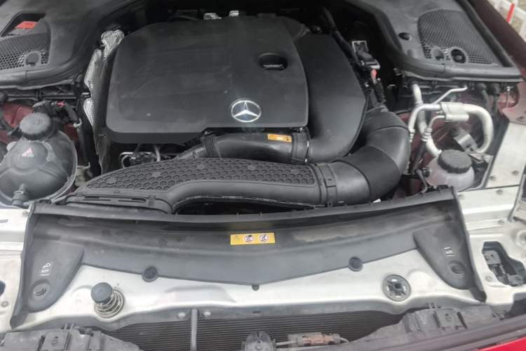 Used Mercedes-Benz CLS 2018 CLS 350 4MATIC Engine Bay