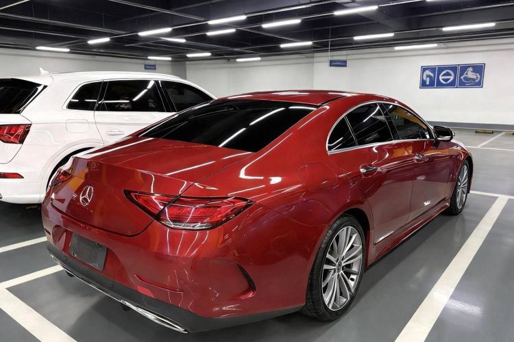 Used Mercedes-Benz CLS 2018 CLS 300 Luxury Model Exterior 4