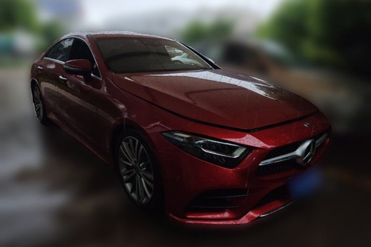 Used Mercedes-Benz CLS 2018 CLS 300 Luxury Model Front Right 45 Deg
