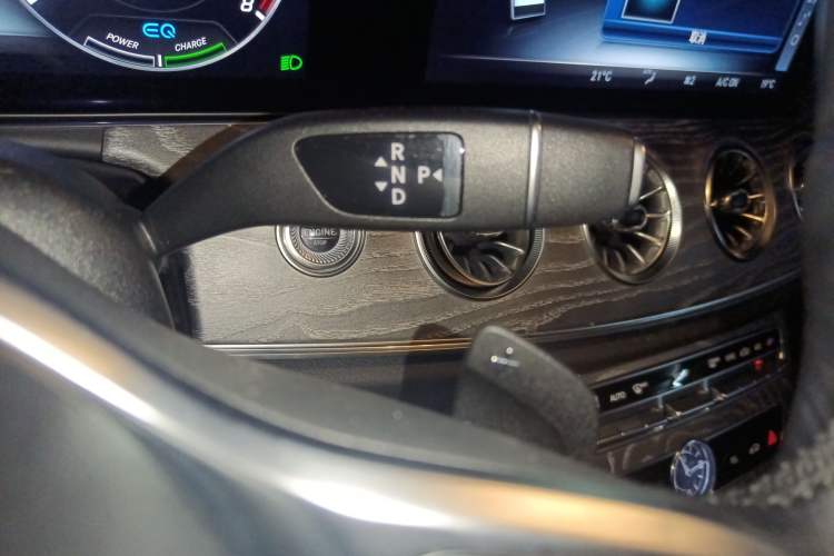 Used Mercedes-Benz CLS 2018 CLS 350 4MATIC Gear Lever