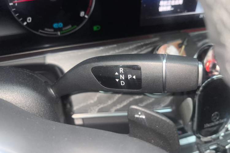 Used Mercedes-Benz CLS 2018 CLS 350 4MATIC Gear Lever