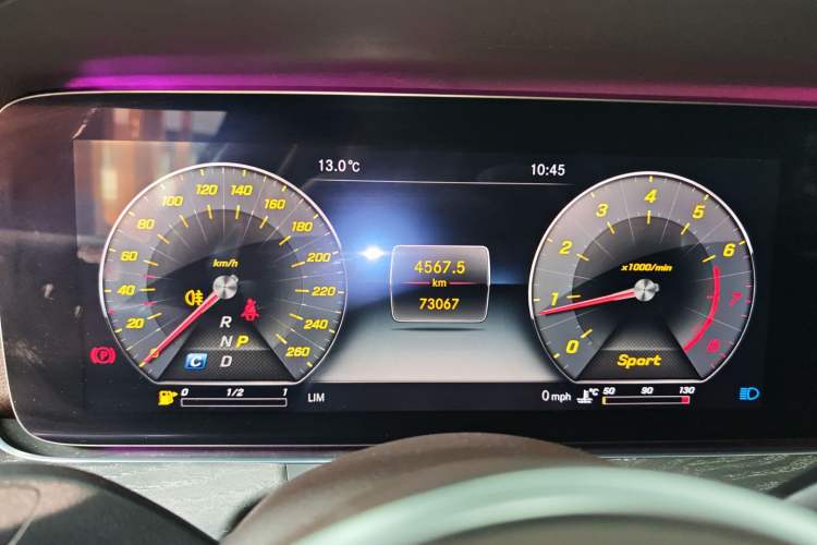 Used Mercedes-Benz CLS 2018 CLS 300 Luxury Model Instrument Cluster